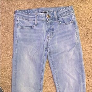 American eagle light wash jeans